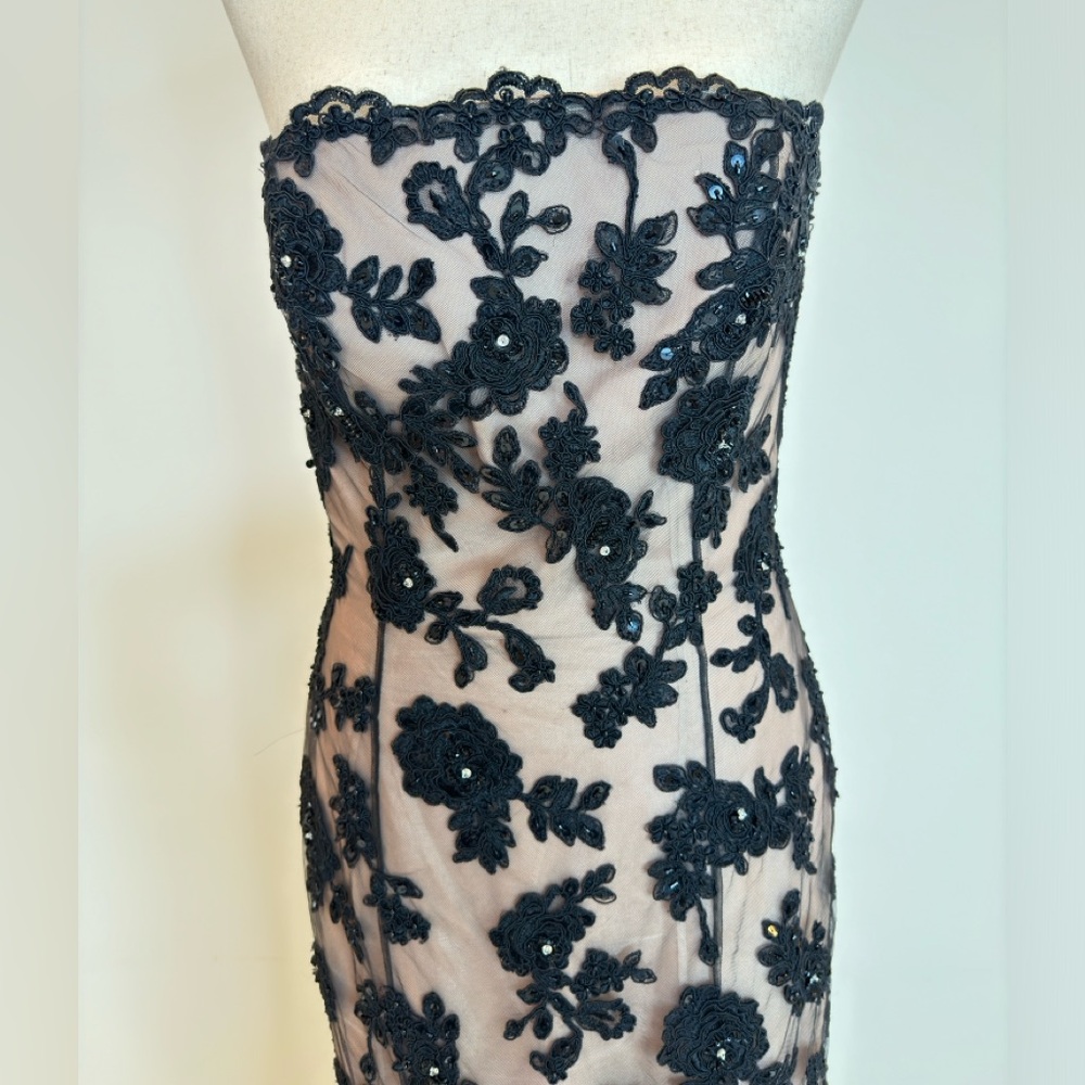 Jovani Strapless Corset‎ Black  Gown | size 8 - Picture 10 of 10